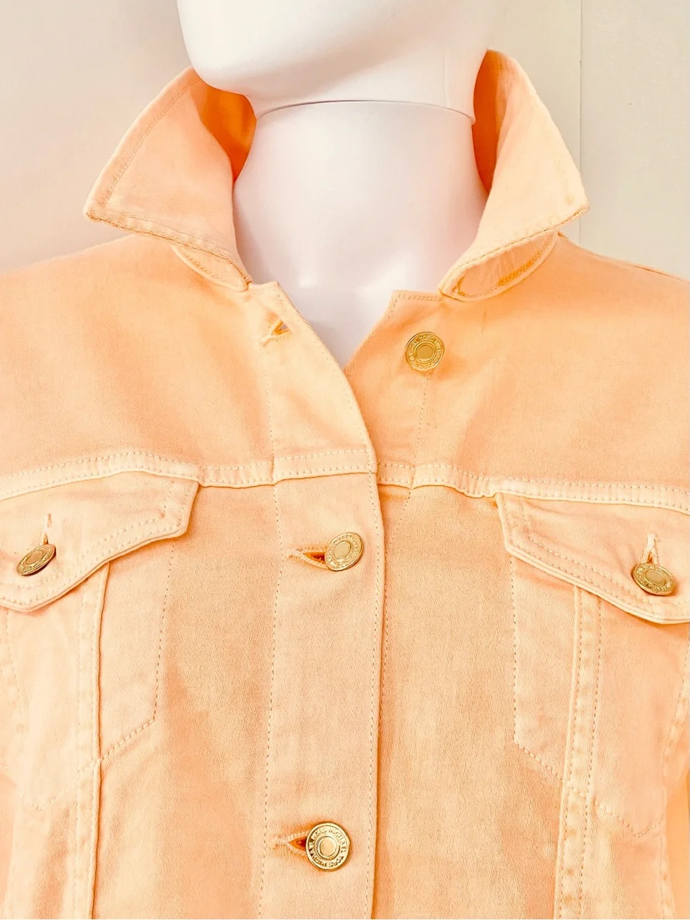 MICHAEL KORS Denim Jacket Gold Button Patch Pocket Pointed Collar Stretch
